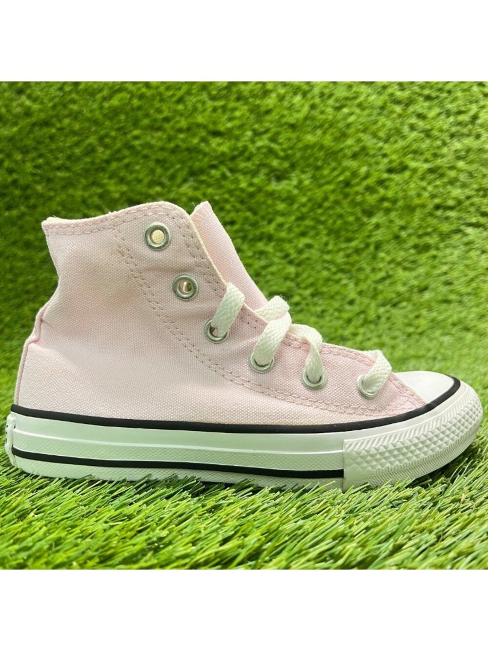 Converse Chuck Taylor All Star High Girls Size 10.5 Pink Athletic Shoes Sneakers